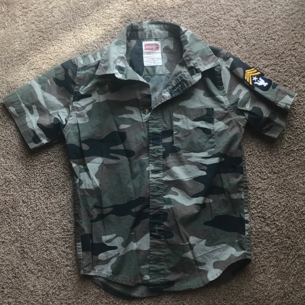 Boys button down camo t
